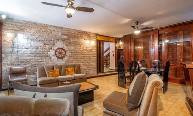 Casa en venta - 4 Dormitorios 4 Baños - Córdoba