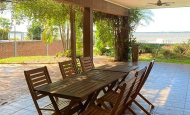 Propiedad Única con Playa Privada y Muelle sobre el Río — Barrio Privado Costa Mango, Posadas