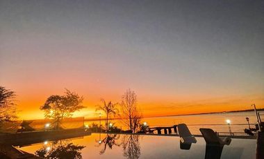 Propiedad Única con Playa Privada y Muelle sobre el Río — Barrio Privado Costa Mango, Posadas