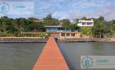 Propiedad Única con Playa Privada y Muelle sobre el Río — Barrio Privado Costa Mango, Posadas