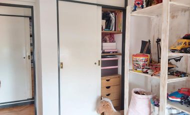 SEMIPISO AL FRENTE CON COCHERA