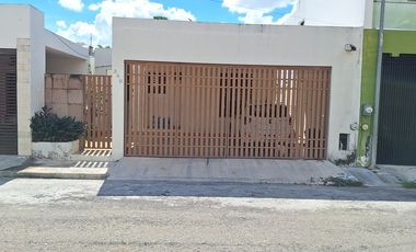 se vende casa de una planta en Montecarlo, merida yucatan