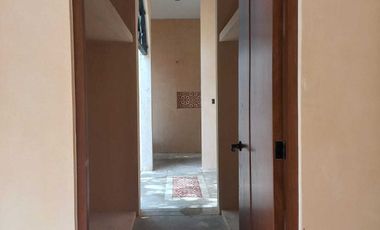 Casa con alberca y estacionamiento de 1 planta, barrio san Cristóbal, Mérida