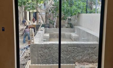 Casa con alberca y estacionamiento de 1 planta, barrio san Cristóbal, Mérida