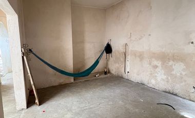 Casa con alberca y estacionamiento de 1 planta, barrio san Cristóbal, Mérida