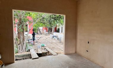 Casa con alberca y estacionamiento de 1 planta, barrio san Cristóbal, Mérida