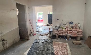 Casa con alberca y estacionamiento de 1 planta, barrio san Cristóbal, Mérida