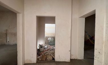 Casa con alberca y estacionamiento de 1 planta, barrio san Cristóbal, Mérida