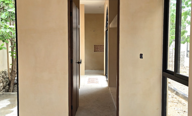 Casa con alberca y estacionamiento de 1 planta, barrio san Cristóbal, Mérida