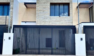 casa en venta Temozon Norte amplio terreno Merida