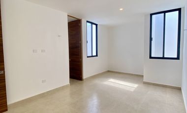 casa en venta Temozon Norte amplio terreno Merida