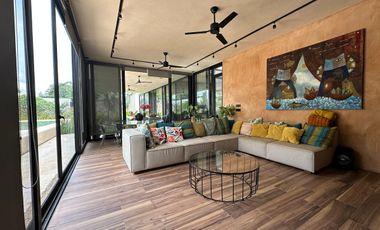 casa de una planta con gran terreno en venta en gertrudis copo merida yucatan