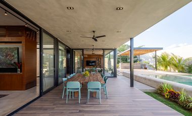 casa de una planta con gran terreno en venta en gertrudis copo merida yucatan