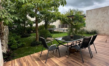 casa de una planta con gran terreno en venta en gertrudis copo merida yucatan