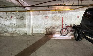 Monoambiente en planta baja con patio   cochera en Córdoba al 1100, Zona Centro