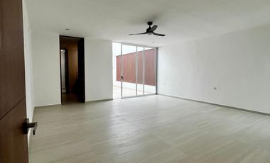 casa en venta en privada  xcanatun al norte de Mérida