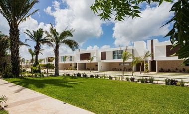 casa en venta en privada  xcanatun al norte de Mérida