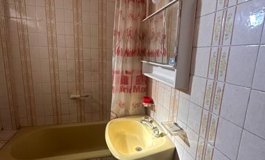 ALQUILER 2 AMB sobre Av. Carabobo