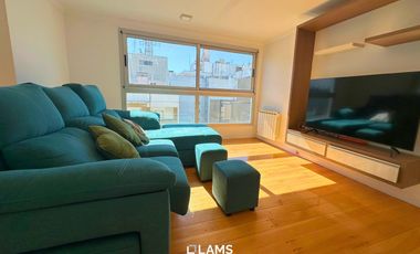 Alquiler Temporario - Departamento 3 ambientes con cochera  - Zona Plaza Mitre