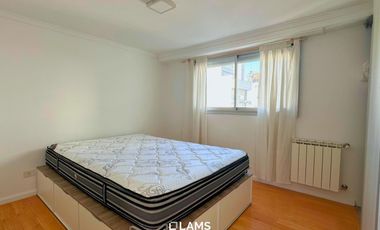 Alquiler Temporario - Departamento 3 ambientes con cochera  - Zona Plaza Mitre