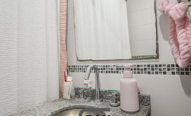 Venta Departamento 2 amb contrafrente con Balcon en Lomas De Zamora.