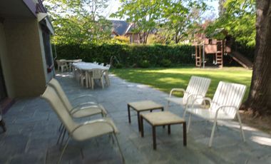 Mosquera y Gallastegui - EXCELENTE CASA SOBRE 1.000 MTS ALQUILER DE VERANO