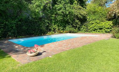 Mosquera y Gallastegui - EXCELENTE CASA SOBRE 1.000 MTS ALQUILER DE VERANO