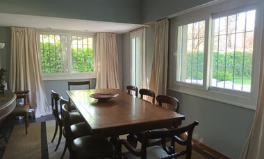 Mosquera y Gallastegui - EXCELENTE CASA SOBRE 1.000 MTS ALQUILER DE VERANO