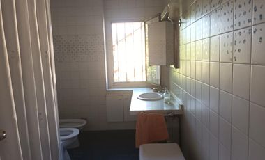 Mosquera y Gallastegui - EXCELENTE CASA SOBRE 1.000 MTS ALQUILER DE VERANO