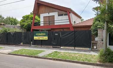 Casa en  Adrogue