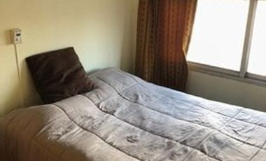 Saavedra, Ruiz Huidobro 2800, 3 amb, 120m2, triplex, u$s 1,000 + servicios. Acepta mascota canina.  (TEMPORARIO 3 MESES MIN)