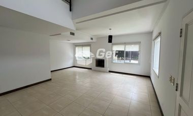 Casa en alquiler en barrio  Los Sauces, Nordelta