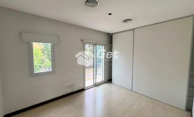 Casa en alquiler en barrio  Los Sauces, Nordelta