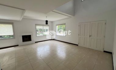 Casa en alquiler en barrio  Los Sauces, Nordelta