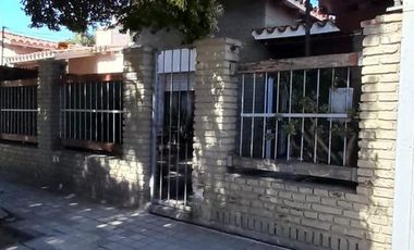 Casa en Jardín Espinosa, oportunidad Desarrollo Comercial