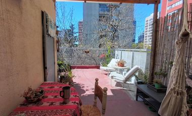 Casa en venta - 5 Dormitorios 3 Baños - Vicente López