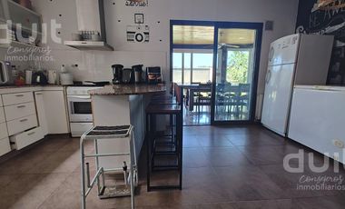 Casa en  Claros del Bosque 4 dormitorios! Unica en el barrio!