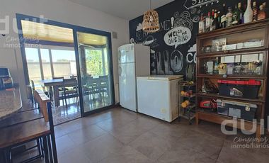 Casa en  Claros del Bosque 4 dormitorios! Unica en el barrio!