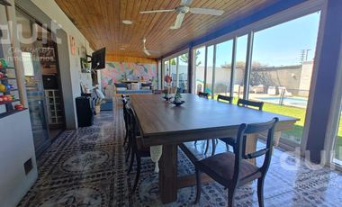 Casa en  Claros del Bosque 4 dormitorios! Unica en el barrio!