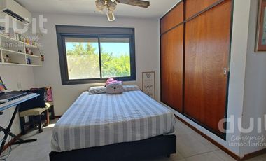 Casa en  Claros del Bosque 4 dormitorios! Unica en el barrio!