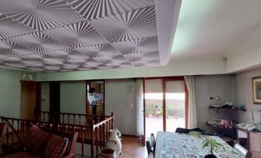 Casa en venta - 3 Dormitorios - Locales - Mar del Plata