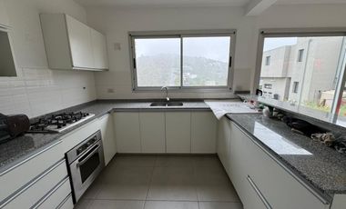 Duplex La Cuesta; Alquiler de 3 dorm y 3 baños