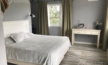 Venta de Casa 5 ambientes en barrio arenas del sur