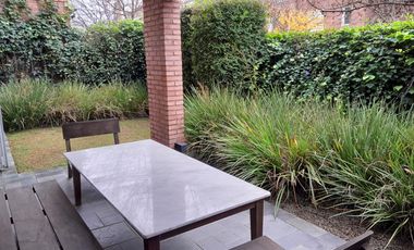 Jardines de San Isidro, Lomas de San Isidro