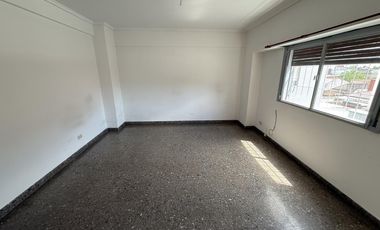 Departamento  monoambientes en ALQUILER - Wilde Avellaneda