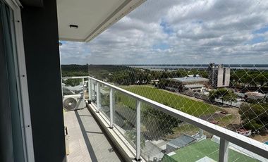 Departamento con hermosa vista al río