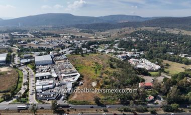 Terreno de 2 Hectareas sobre Av. Vallarta en Guadalajara, Jalisco