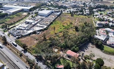 Terreno de 2 Hectareas sobre Av. Vallarta en Guadalajara, Jalisco