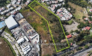 Terreno de 2 Hectareas sobre Av. Vallarta en Guadalajara, Jalisco