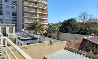 Monoambiente con Cochera en  Alquiler en Villa Ballester-  Excelente ubicación